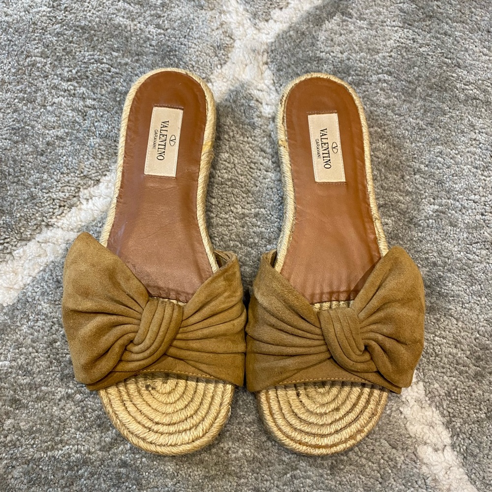 Valentino Espadrilles Suede Bow flat sandals